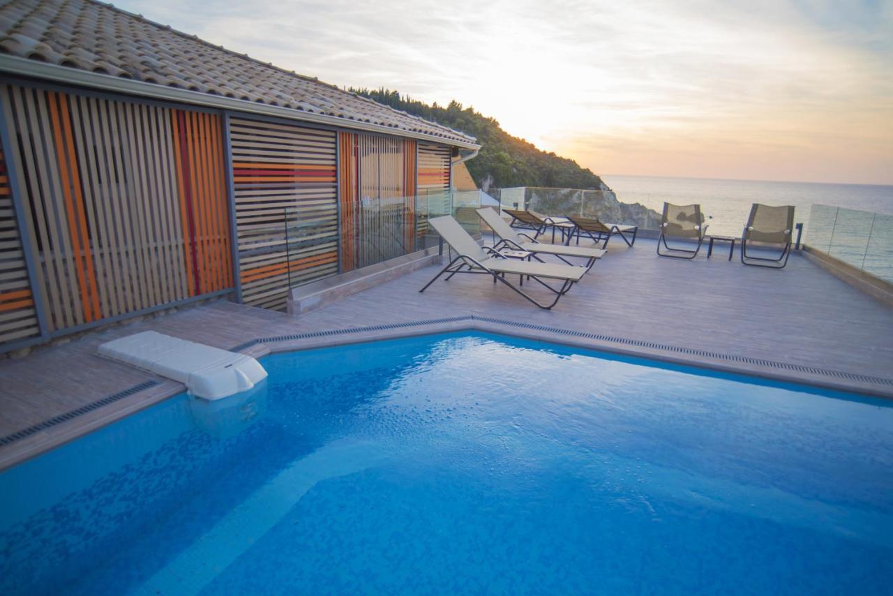 The Ionian View Aparthotel Ayios Nikitas Bagian luar foto