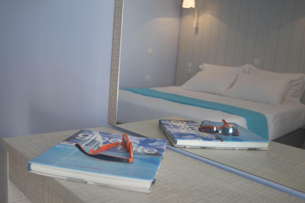 The Ionian View Aparthotel Ayios Nikitas Ruang foto