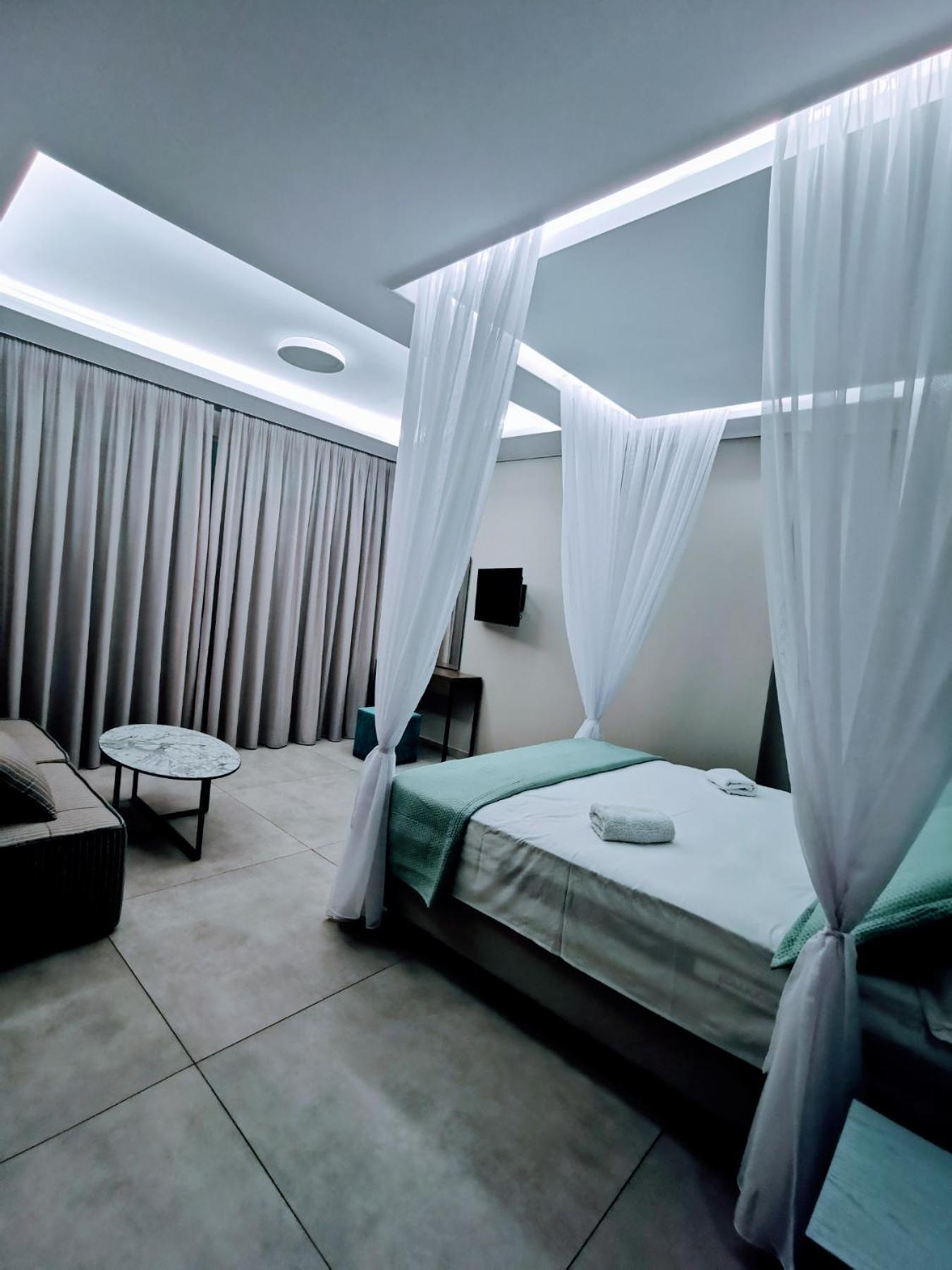 The Ionian View Aparthotel Ayios Nikitas Bagian luar foto